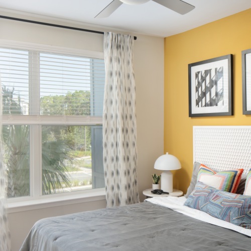 9' Ceilings with Ceiling Fans in the Living Area and All Bedrooms 9' Ceilings with Ceiling Fans in the Living Area and All Bedrooms